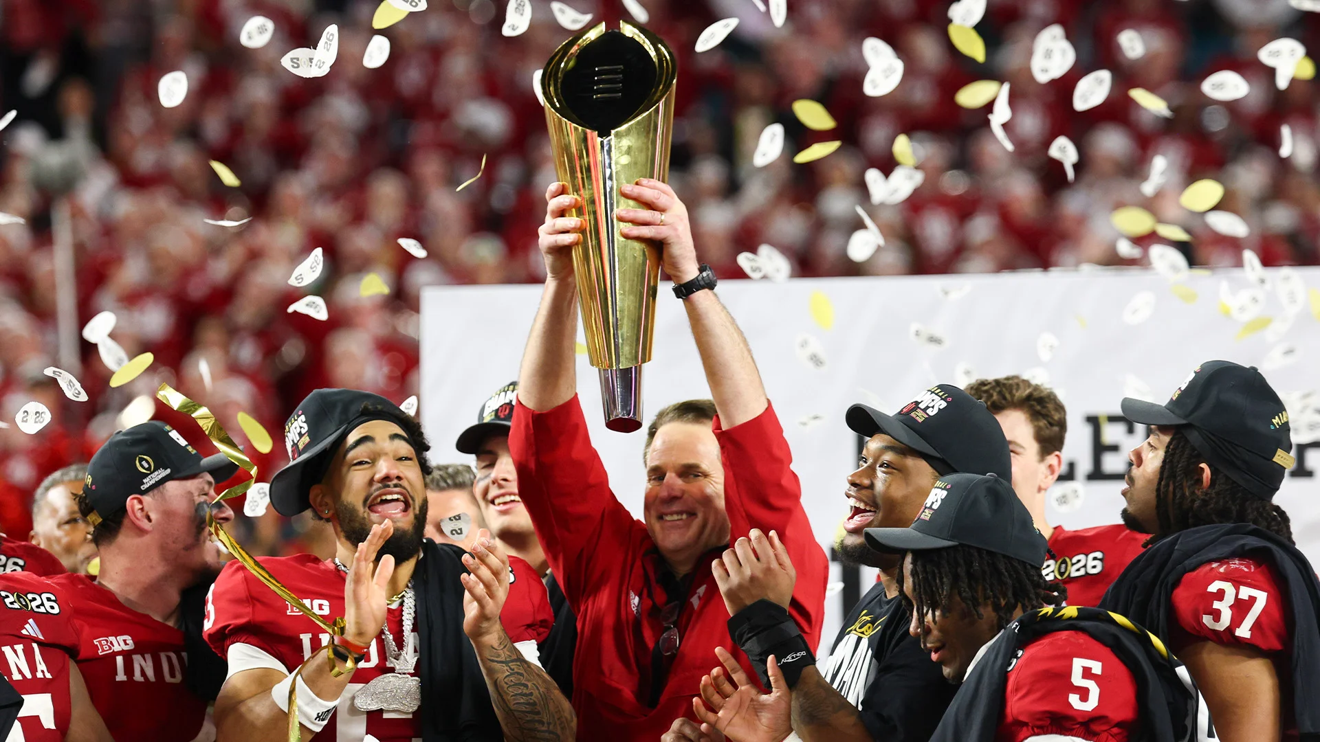 CFB Risers And Fallers: Last Season's Top 25 vs. Preseason 138 Rankings