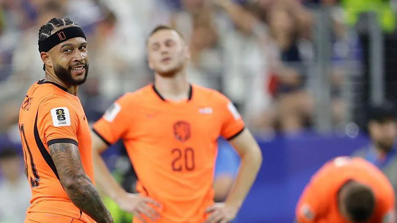 Memphis Depay and Teun Koopmeiners were part of a triple change made by Ronald Koeman during the second half as the Dutch surrendered a 2-1 lead